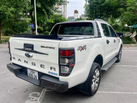 Ford Ranger 2016 - Wildtrak 3.2 bản dầu AT nhập thái đẹp xuất sắc