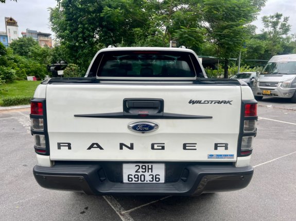 Ford Ranger 2016 - Wildtrak 3.2 bản dầu AT nhập thái đẹp xuất sắc