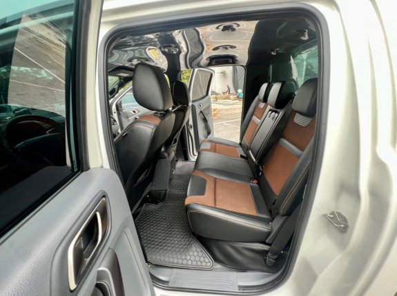 Ford Ranger 2016 - Wildtrak 3.2 bản dầu AT nhập thái đẹp xuất sắc