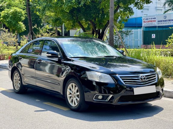 Toyota Camry 2009 - đăng kí lần đầu 2010