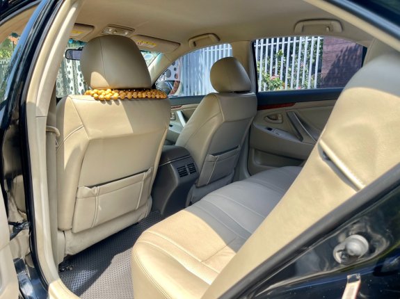 Toyota Camry 2009 - đăng kí lần đầu 2010