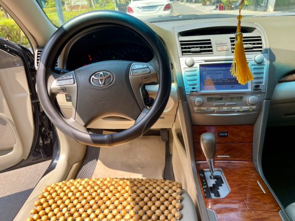 Toyota Camry 2009 - đăng kí lần đầu 2010