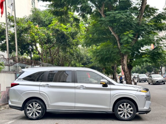 Toyota Veloz Cross 1.5 CVT 2022 - đi rất ít và giữ gìn