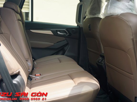 Isuzu mu-X 1.9 B7 4x2 MT 2023 - Xe Mới 100% Vay Ngân Hàng Cao