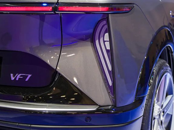 VinFast VF7 2024 - Giá chỉ từ 760 triệu