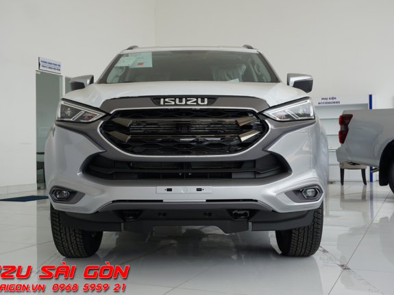 Isuzu mu-X 1.9 B7 4x2 MT 2023 - Xe Mới 100% Vay Ngân Hàng Cao