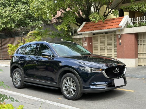 Mazda CX-5 2.0l luxury 2022 - màu xanh cavansite