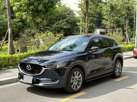Mazda CX-5 2022 - màu xanh cavansite