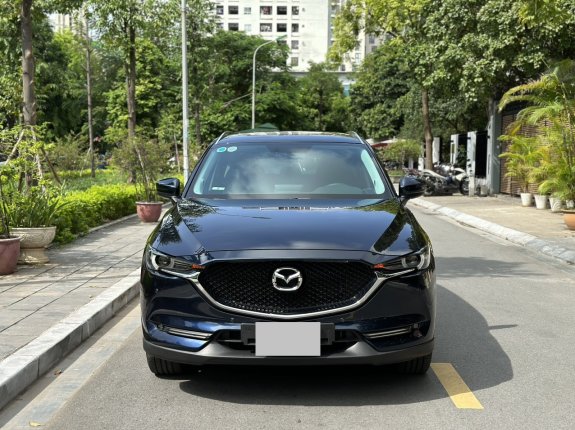 Mazda CX-5 2022 - màu xanh cavansite