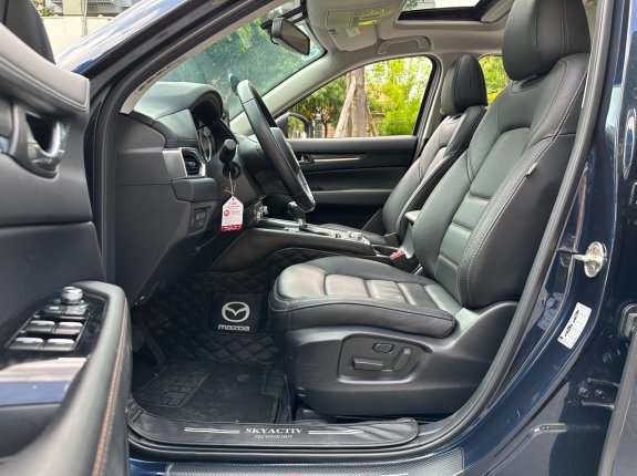 Mazda CX-5 2022 - màu xanh cavansite