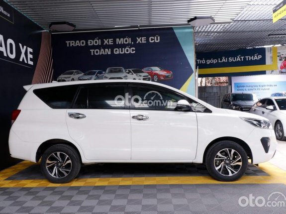 Toyota Innova 2.0E 2020 - Toyota Innova 2.0 MT bản E