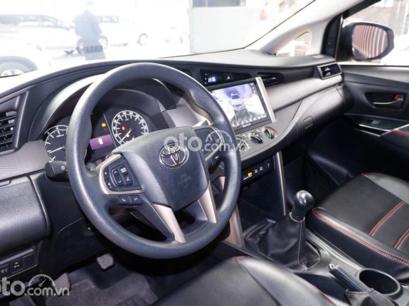 Toyota Innova 2.0E 2020 - Toyota Innova 2.0 MT bản E