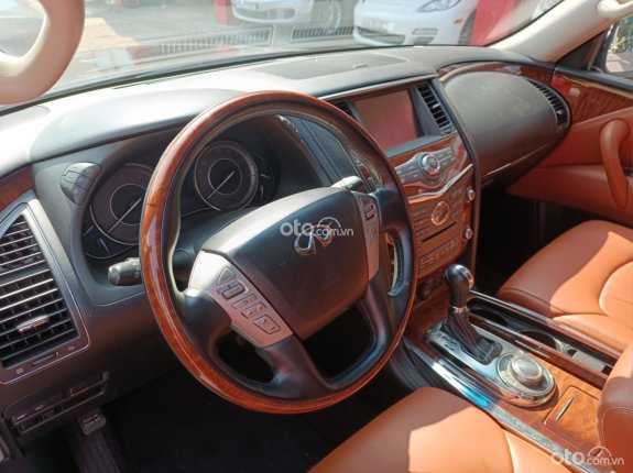 Infiniti QX80 Phiên bản khác 2015 - 7 chỗ hạng thương gia