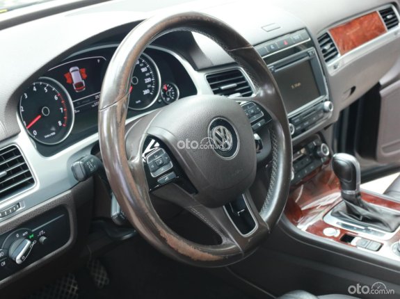 Volkswagen Touareg GP 3.6 AT 2016 - SUV ĐỨC CAO CẤP - GIÁ 1.199 TỶ ĐỒNG