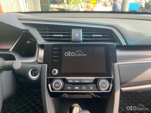 Honda Civic 1.5 Turbo RS 2019 - 1 chủ từ đầu , động cơ máy móc sơn nguyên zin