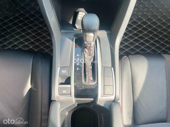 Honda Civic 1.5 Turbo RS 2019 - 1 chủ từ đầu , động cơ máy móc sơn nguyên zin