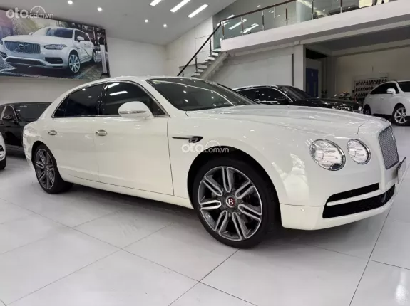 Bentley Flying Spur 2016 - Động cơ V8