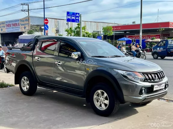 Mitsubishi Triton 4×2 AT MIVEC 2015 - Xe siêu đẹp