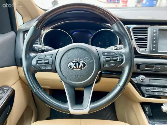 Kia Sedona 2021 - LUXURY bao test xe chính hãng miễn phí