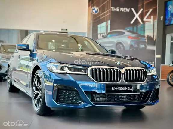 BMW 520i 2022 - [520i M Sport] Ưu đãi T5/2024 | Giảm full TM, 5 năm bảo dưỡng + quà tặng/phụ kiện, cọc có xe giao ngay!