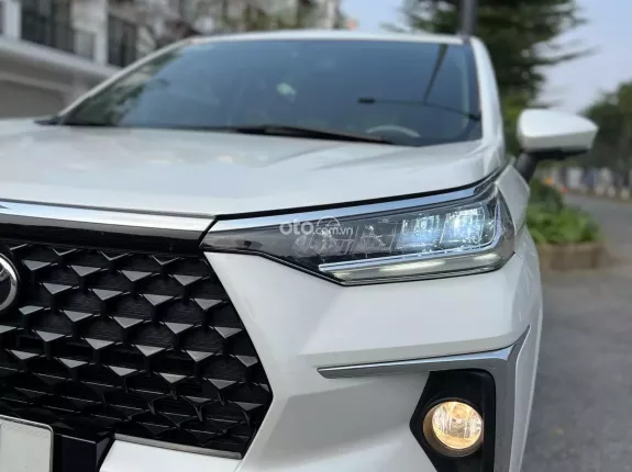 Toyota Veloz Cross 1.5 CVT 2022 - 1 chủ từ mới chạy 2v(km) zin, xe biển Hà Nội