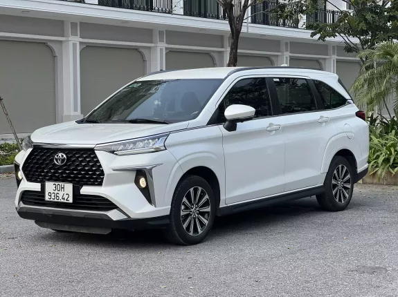 Toyota Veloz Cross 1.5 CVT 2022 - Odo 2 vạn km