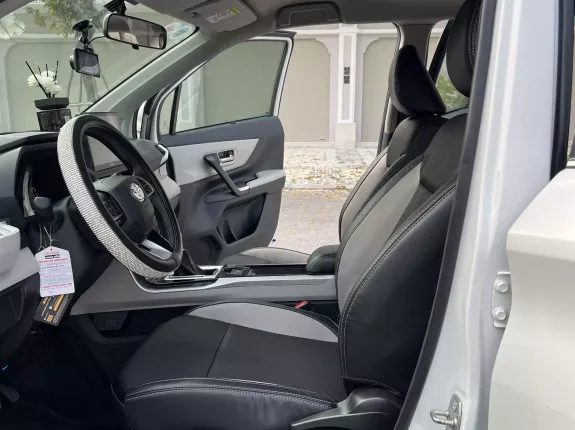 Toyota Veloz Cross 1.5 CVT 2022 - Odo 2 vạn km