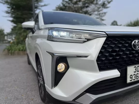 Toyota Veloz Cross 1.5 CVT 2022 - Odo 2 vạn km