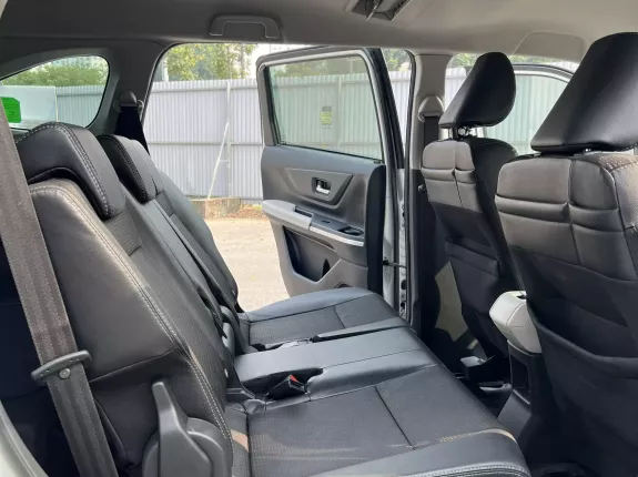 Toyota Veloz Cross 1.5 CVT 2022 - Odo 2 vạn km