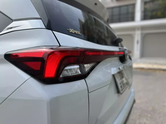 Toyota Veloz Cross 1.5 CVT 2022 - Odo 2 vạn km