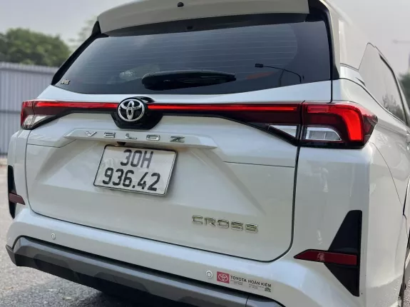 Toyota Veloz Cross 1.5 CVT 2022 - Odo 2 vạn km