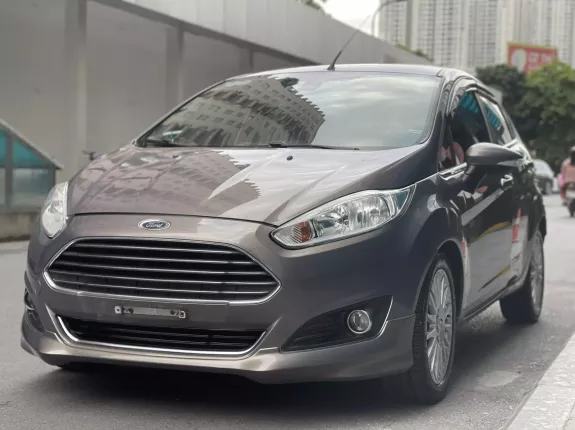 Ford Fiesta Titanium 1.0 AT EcoBoost 2017 - Odo 5.5 vạn