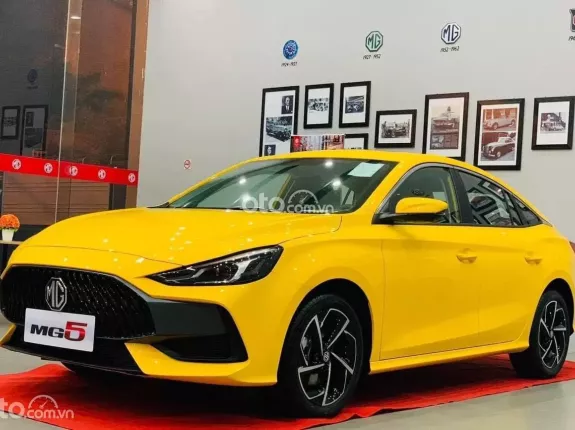 MG 5 LUX 2023 - |HOT| Đủ màu giao ngay chỉ từ 69 triệu - Tặng ngay bộ phụ kiện MG cao cấp và gói đổi màu sơn cho xe sang - Bảo hành 5n