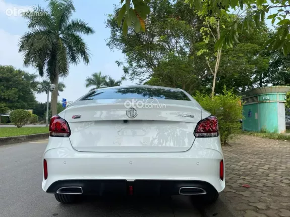 MG 5 LUX 2024 - Hỗ trợ 100% lệ phí trước bạ, 1 năm bảo hiểm thân vỏ cùng gói phụ kiện chĩnh hãng