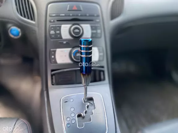 Hyundai Genesis 2010 - Odo 8 vạn