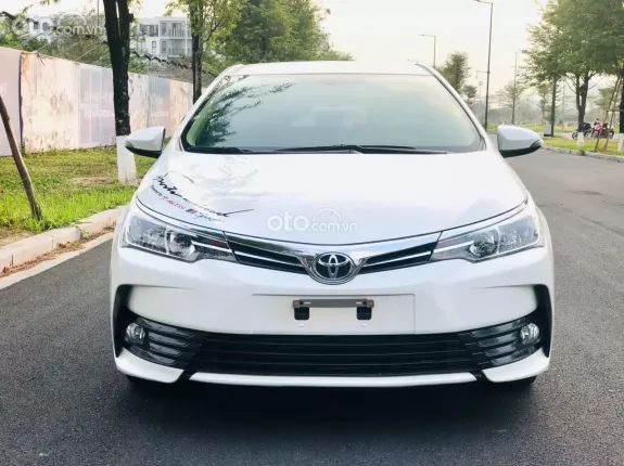 Toyota Corolla Altis 1.8G CVT 2018 - |HIẾM| Xe gia đình chỉ để đi về quê - Bảo dưỡng giữ gìn như "vợ 2" - 169tr nhận xe đi Tết