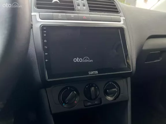 Volkswagen Polo 1.6AT 2016 - Xe siêu đẹp siêu lướt