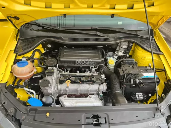 Volkswagen Polo 1.6AT 2016 - Xe siêu đẹp siêu lướt