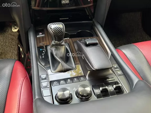 Lexus LX 570 2018 - Super Sport nhập Trung Đông