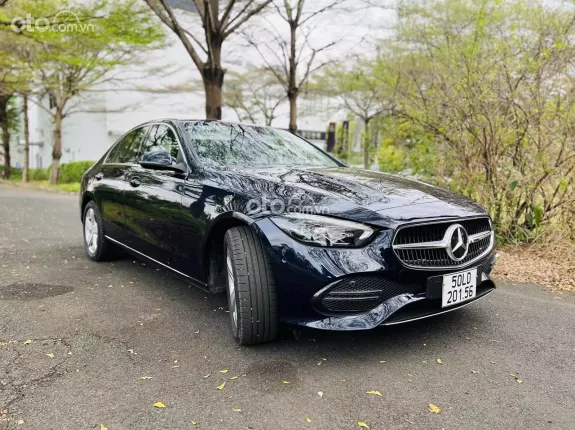 Mercedes-Benz C200 2022 - Xanh, nội thất nâu siêu đẹp- giá cực tốt