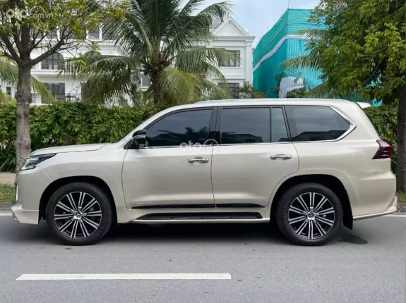 Lexus LX 570 2018 - Super Sport nhập Trung Đông