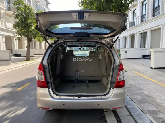 Toyota Innova 2.0E 2020 - Toyota Innova 2.0E 2020 - không dịch vụ không sửa chữa chỉ 3xx