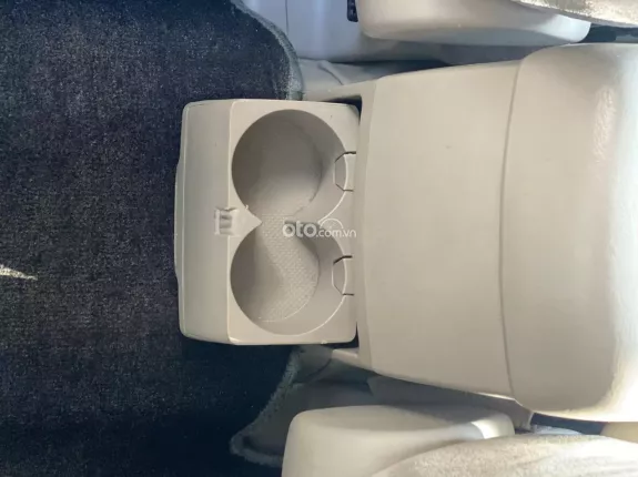 Toyota Innova 2.0E 2020 - Toyota Innova 2.0E 2020 - không dịch vụ không sửa chữa chỉ 3xx