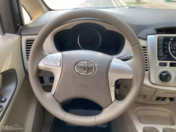 Toyota Innova 2.0E 2020 - Toyota Innova 2.0E 2020 - không dịch vụ không sửa chữa chỉ 3xx