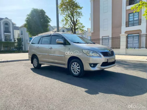 Toyota Innova 2.0E 2020 - Toyota Innova 2.0E 2020 - không dịch vụ không sửa chữa chỉ 3xx