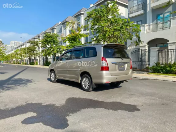 Toyota Innova 2.0E 2020 - Toyota Innova 2.0E 2020 - không dịch vụ không sửa chữa chỉ 3xx