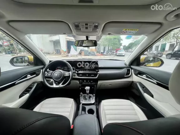 Kia Seltos 1.4 Premium 2020 - xe  cực đẹp OD 3 vạn 1 chủ sử dụng