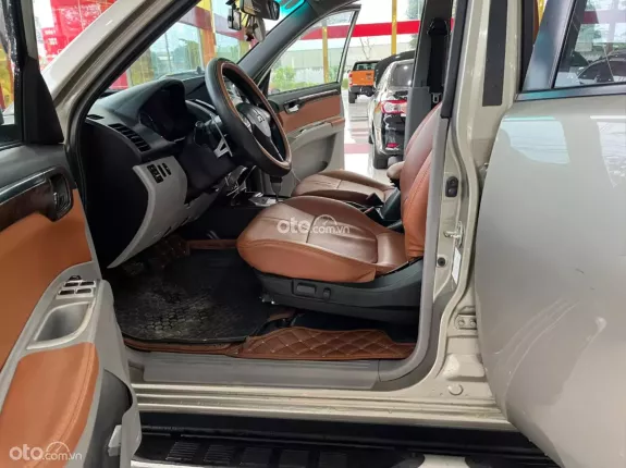 Mitsubishi Pajero Sport G 4x2 AT 2014 - SUV 7 chỗ cực đẹp, máy xăng cực khỏe, keo chỉ Zin