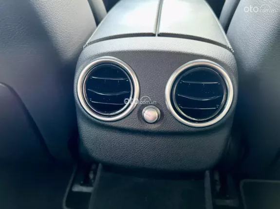 Mercedes-Benz C200 2014 - Sản xuất 2014 đăng ký 2015