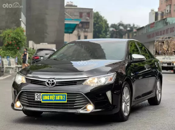 Toyota Camry 2.5Q 2015 - Xe đi cực kỳ giữ gìn nên xe rất mới, Nội ngoại thất sáng bóng